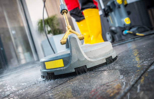 Best Deck Cleaning Services  in Grafton, WI